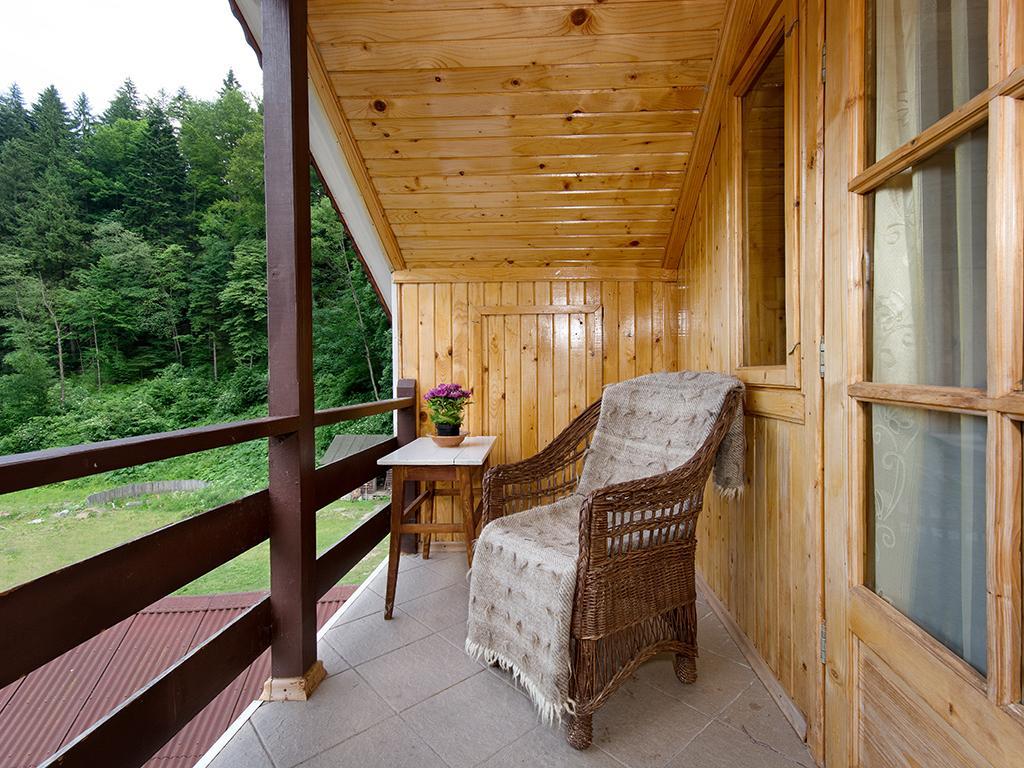 Pensiunea Bobu Hotel Izvoru Muntelui Exterior foto