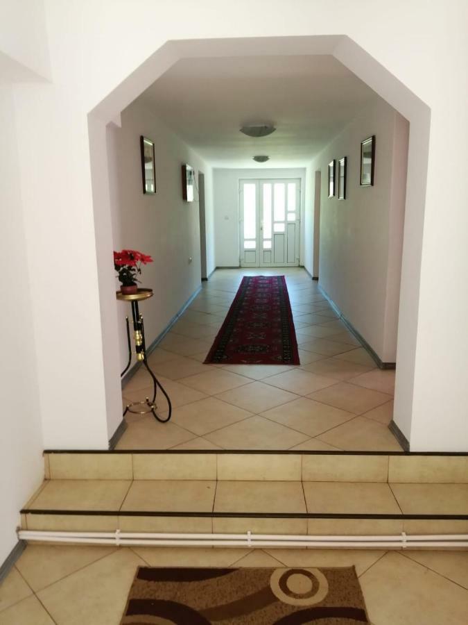 Pensiunea Bobu Hotel Izvoru Muntelui Exterior foto